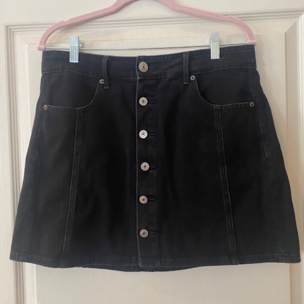 American Eagle Mini skirt black denim size 12